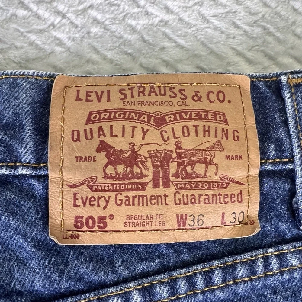Levi's 505 Regular Fit Straight Leg Jeans Men's 36x30 Blue Denim 100% Cotton Vtg